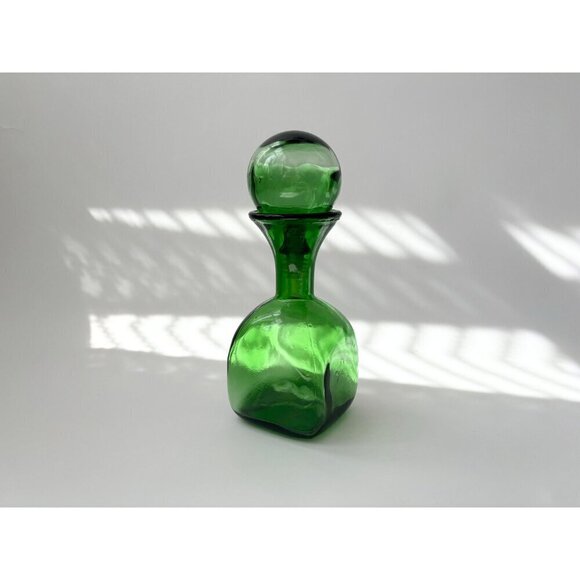 Vintage Midcentury modern Empoli Glass Square Decanter w/ Stopper - Picture 9 of 10